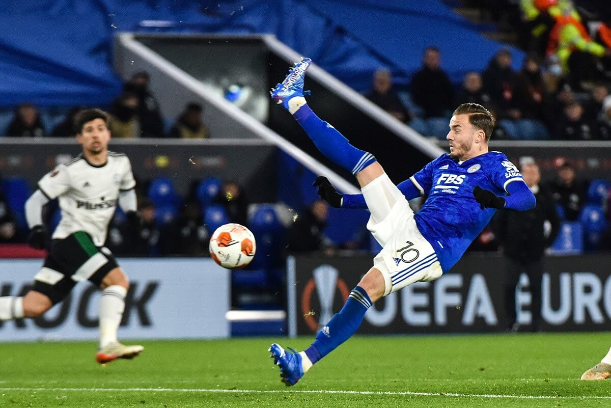 James Maddison w meczu z Legią