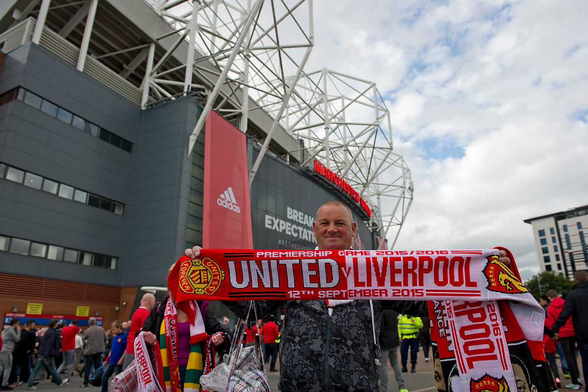 Kibice wokół Old Trafford