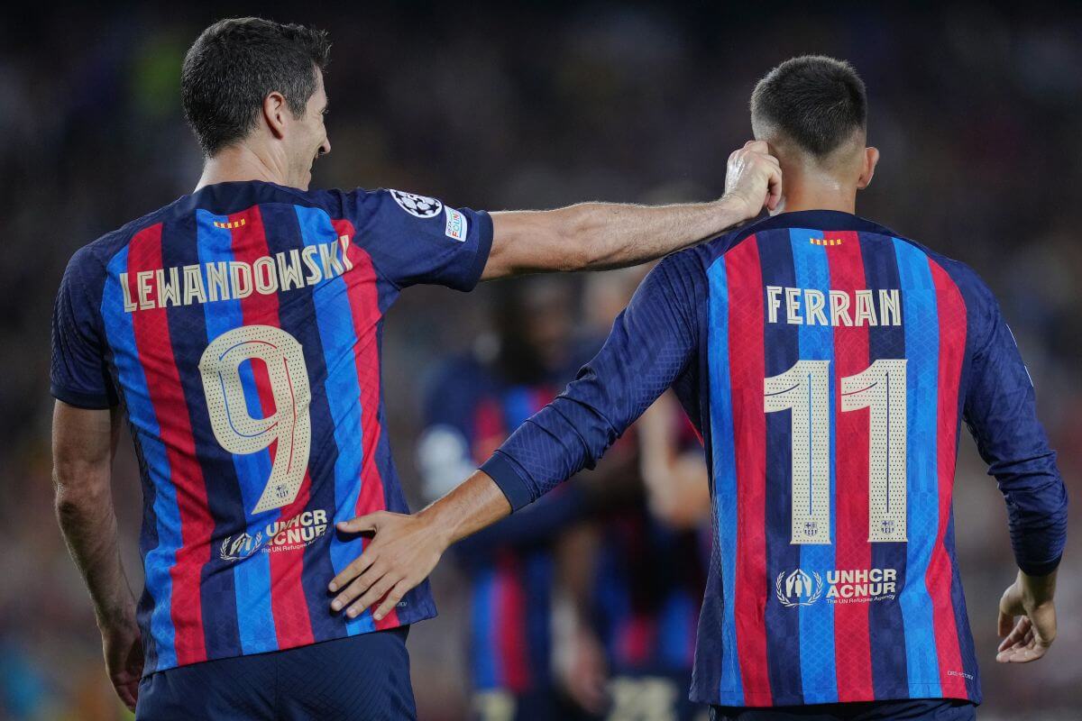 Ferran Torres, Robert Lewandowski