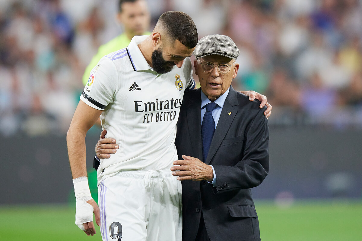 Karim Benzema i Amancio Amaro w 2022 roku