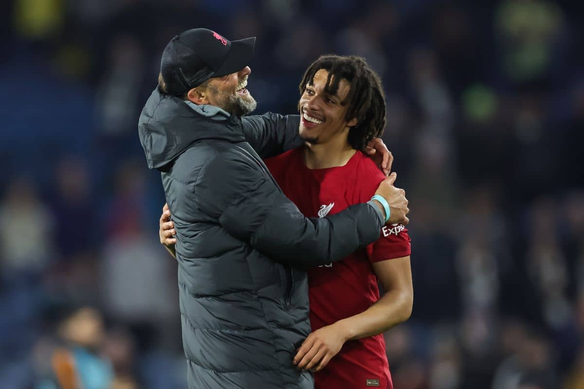 Juergen Klopp i Trent Alexander-Arnold