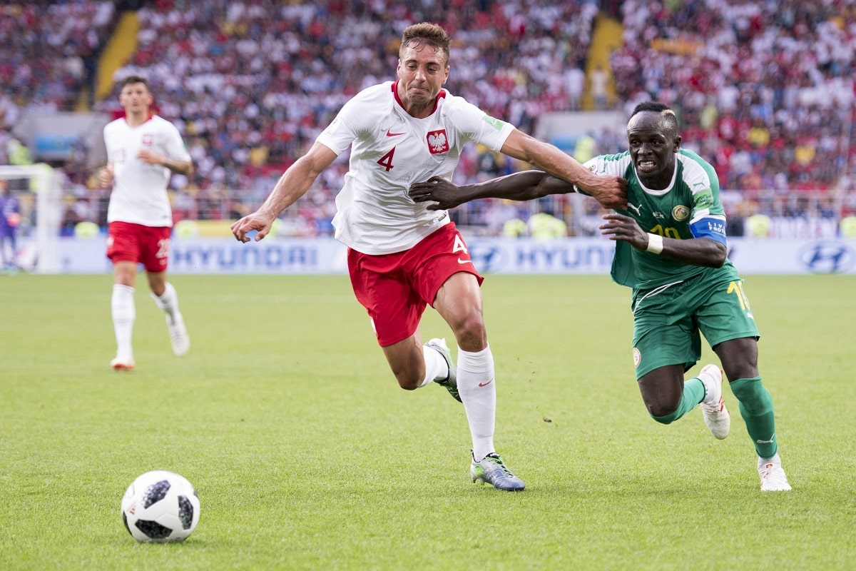 Thiago Cionek i Sadio Mane (Polska - Senegal)