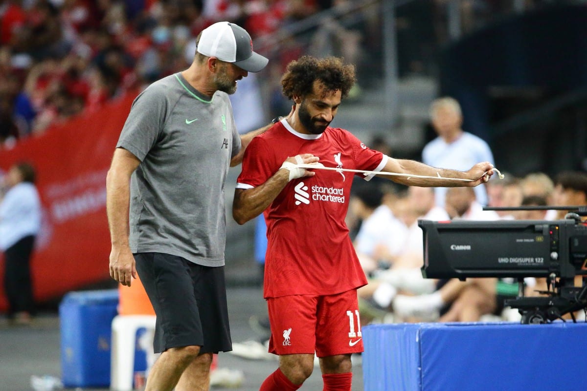 Jurgen Klopp oraz Mohamed Salah