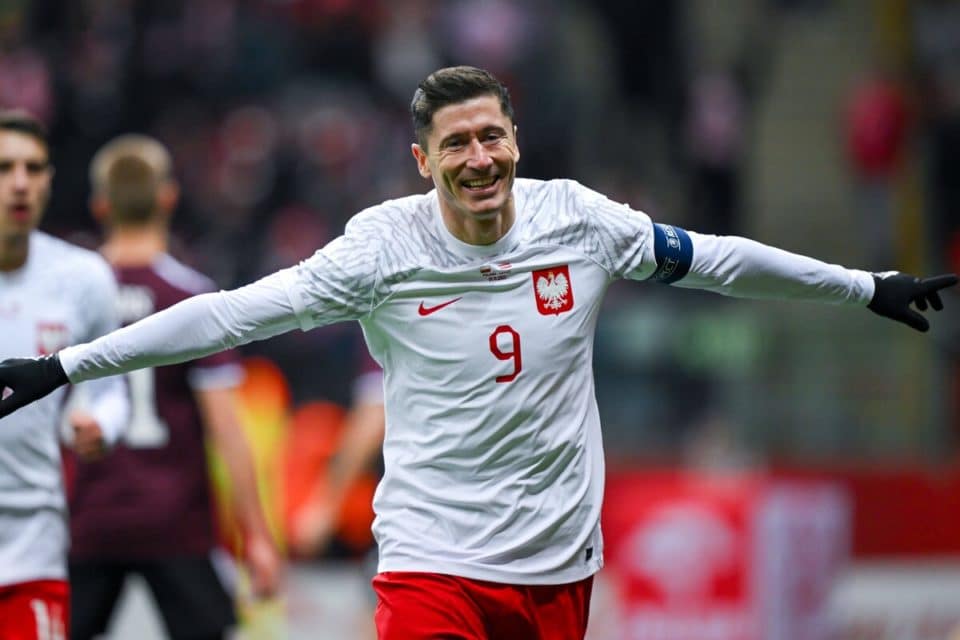 Robert Lewandowski Pobił Rekord Sprzed 54 Lat. Znów Przeszedł Do ...