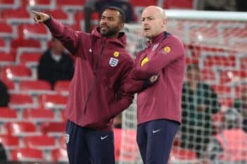 Ashley Cole i Lee Carsley