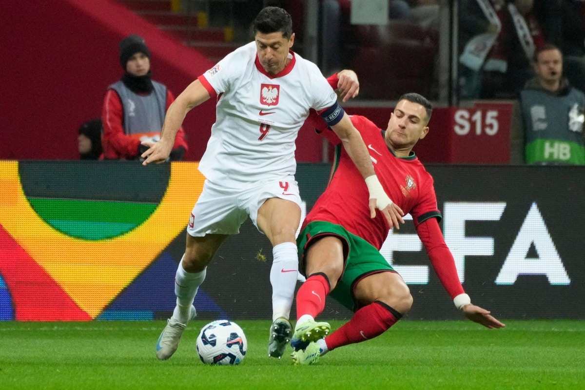 Robert Lewandowski i Diogo Dalot